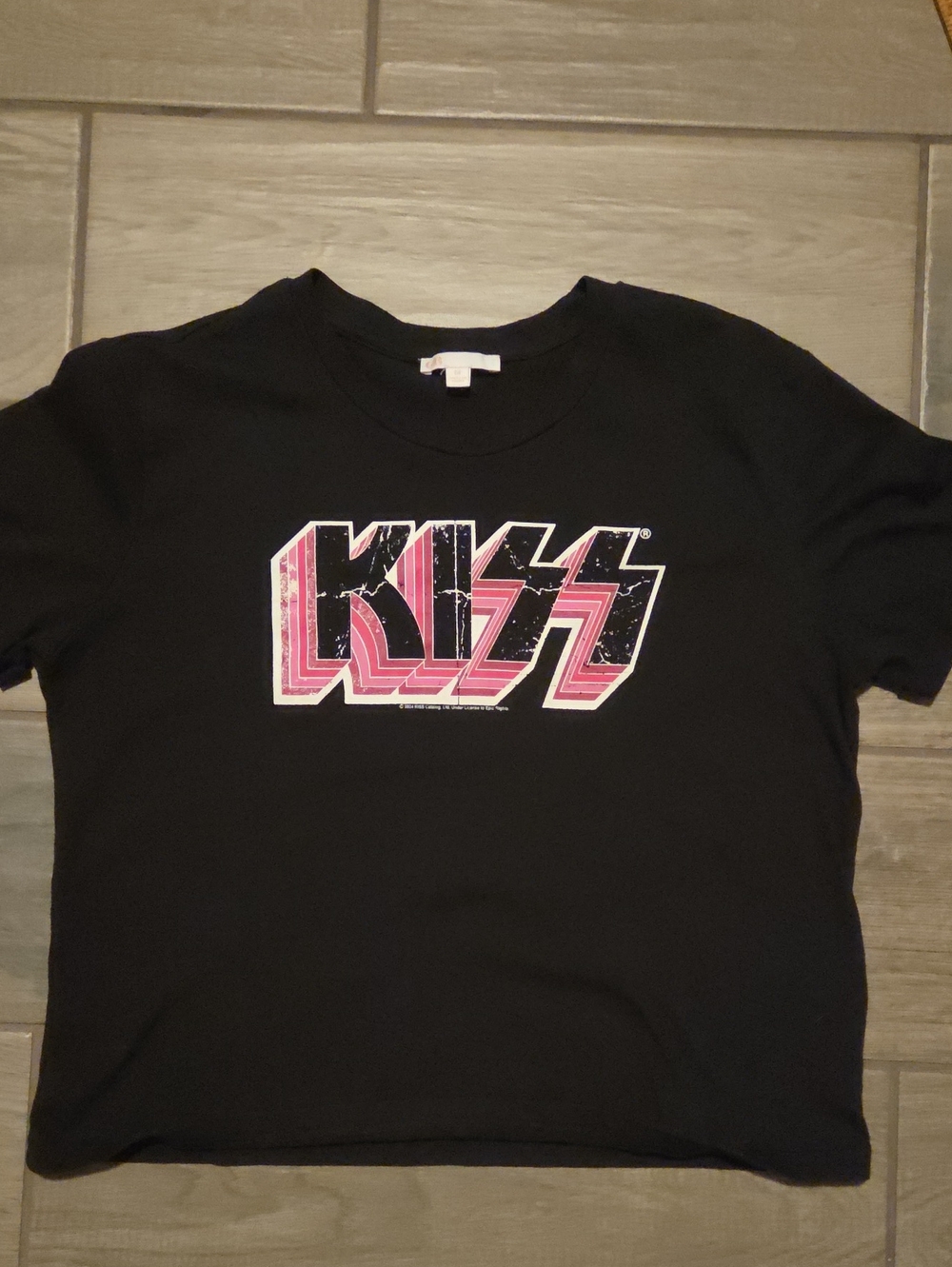 Kiss Black Tee with Pink Logo